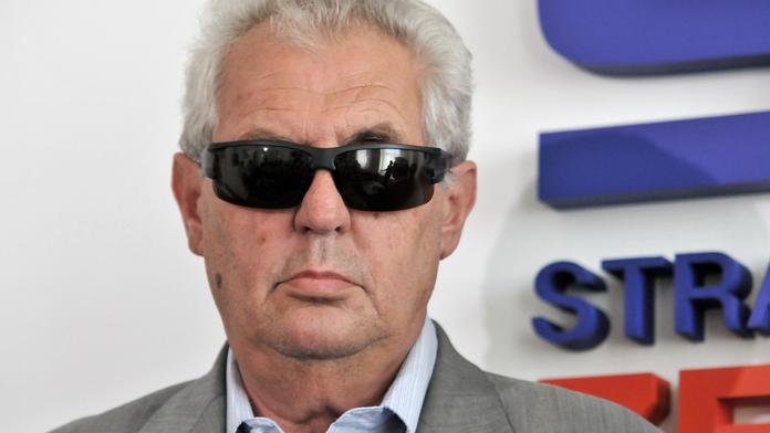 Sprostý Zeman se snaží přiblížit lidem vulgaritami! Co vy na to?