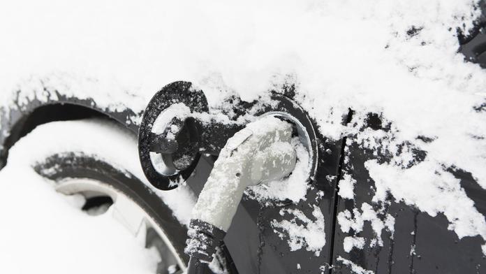 Test ukázal, jak mráz drtí elektromobily. Jejich spotřeba roste až neuvěřitelně