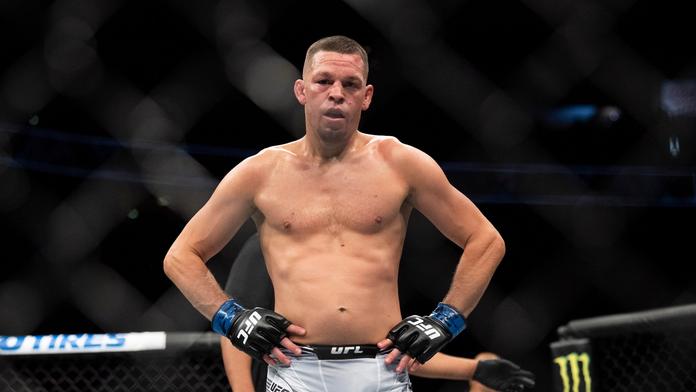 Přemožitele Conora čeká poslední duel v UFC. Jde na neporaženého Čimajeva