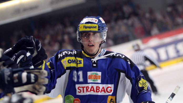 KHL: Kvapil přihrál na gól, Dynamo Moskva vyhrálo nad Petrohradem