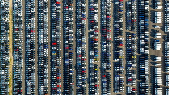 VW nemůže dostavět 20 000 aut. Kvůli malému dílku z Česka