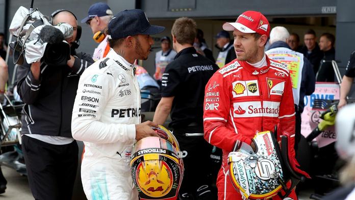 Vettel do Mercedesu? Ne. Hamilton se přimlouval, Wolff ale myslí na jiná jména