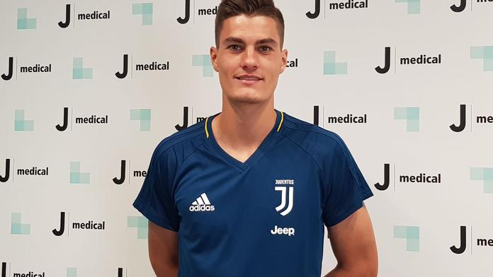 Schick už se fotí v triku Juventusu. Po EURO má podepsat smlouvu!