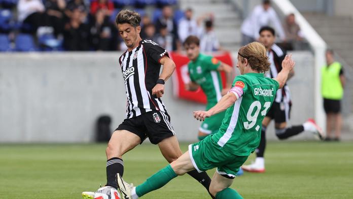 "Petržalský Modrič" Lukáš Gašparovič v zápase proti Besiktasi