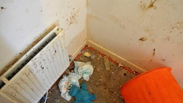 Dům hrůzy: Hladové, špinavé a nemocné děti vypadaly jak "zombie"