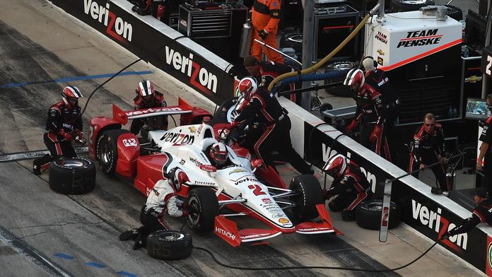 Takhle to dělají v IndyCar: Pitstop zvládne šest mechaniků. VIDEO