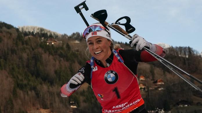 Eckhoffová má biatlonový hattrick. V Annecy ovládla i masový závod