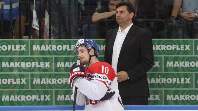 Zpět k tátovi do náruče: Červenka jde do pohodlí k Růžičkovi
