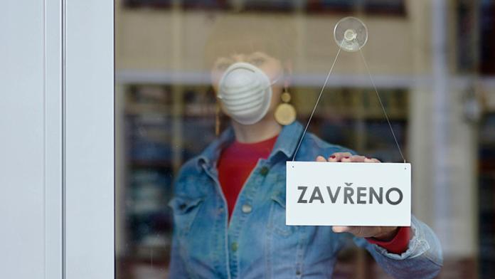 Kdy nakoupit na silvestra a Nový rok? Podívejte se, jak budou otevřené obchody