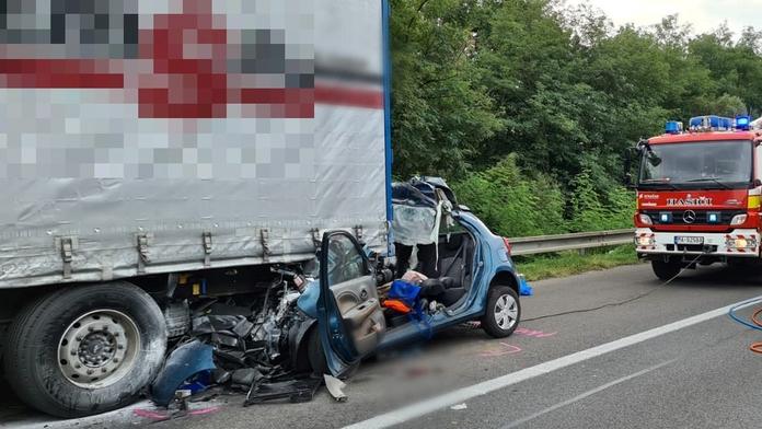 Při děsivé nehodě na Slovensku zahynula řidička s 15letým synem