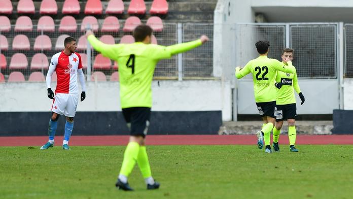 Slavia ostudně padla s Ústím! Naopak Sparta přejela Jihlavu