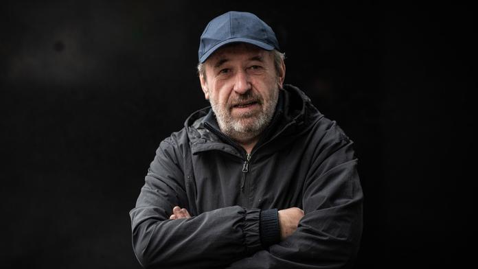 Známý slovenský komik skončil v nemocnici. Jeho zdravotní stav je vážný