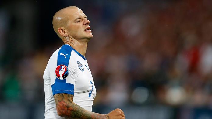 Slováci řeší skandál! Policie obvinila Weisse. Skončil ve vězení