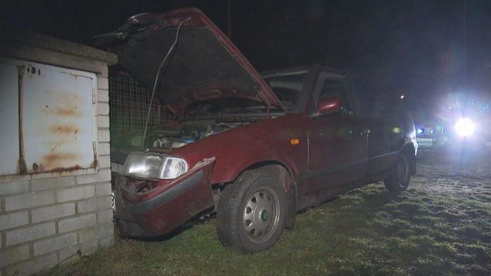 Matka nabourala i se dvěma syny (2 a 4) v autě. Chtěla se zabít?