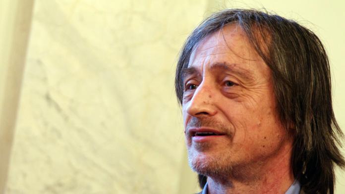 Martin Stropnický zkolaboval, z divadla ho odvezla záchranka