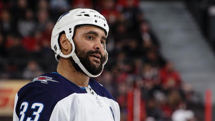 Velký rozvod v NHL. Ikona Winnipegu je volným hráčem. Skončí s hokejem?
