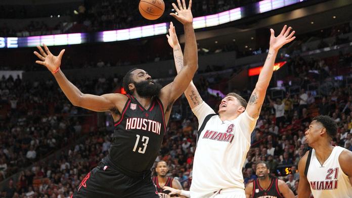 Hardenův triple-double a 40 bodů na houževnaté Miami nestačilo!