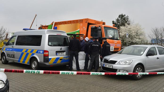 Kuka vůz rozdrtil bezdomovce