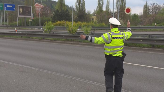 Řidiči pozor! Policie chystá na sváteční víkend dopravní kontroly