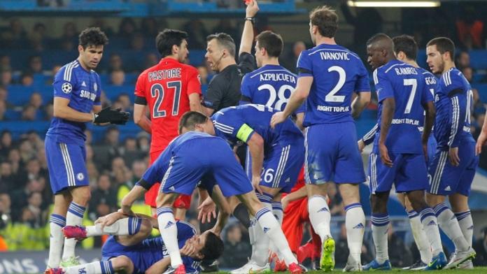 Červená pro Zlatana? Byli jak banda děcek, dobíral si Chelsea