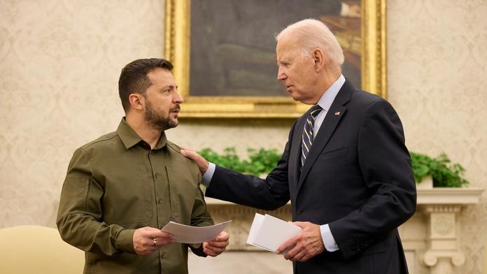 Joe Biden a Volodymyr Zelenskyj