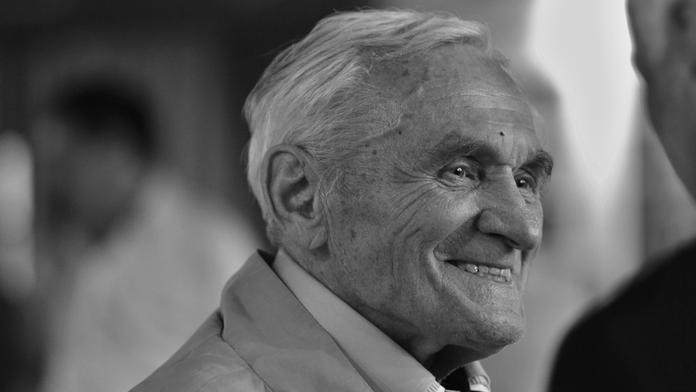 Smutná zpráva pro Vojtu Dyka. Zemřel jeho otec, literární historik Radko Pytlík