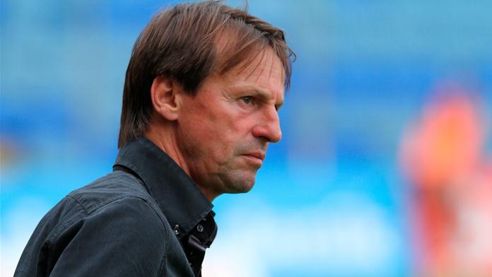 Spartě chybí lídr ve středu zálohy, Karabec se musí zvednout, říká Straka