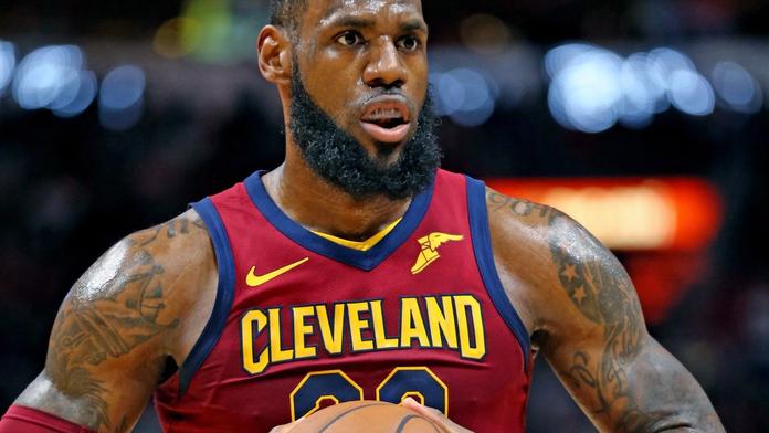 LeBron potvrdil výjimečnost! Vzal prestižní rekord Jordanovi