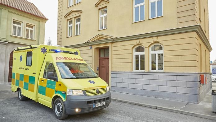 Televize zrušila natáčení Ordinace i Ulice. Kvůli strachu o herce!