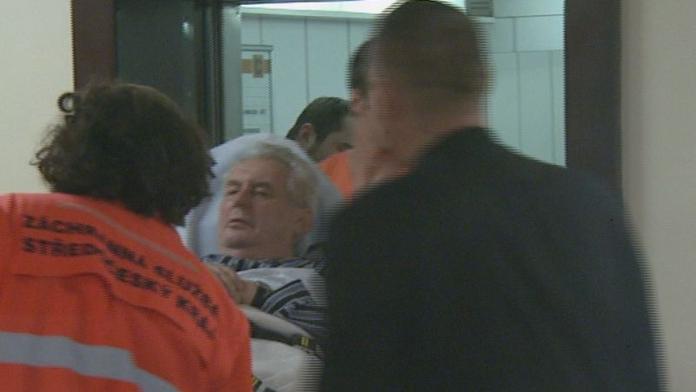 NEJHORŠÍ PACIENT v Česku je prezident Zeman, povzdychli si lékaři
