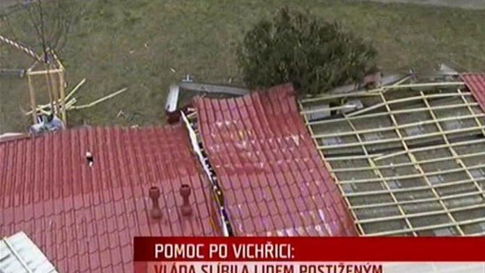 Stát přistoupil ke konkrétní pomoci lidem postiženým vichřicí