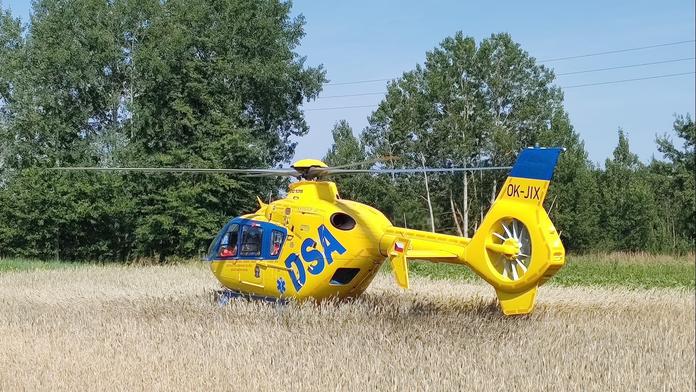 Při nehodě se zranilo pět lidí