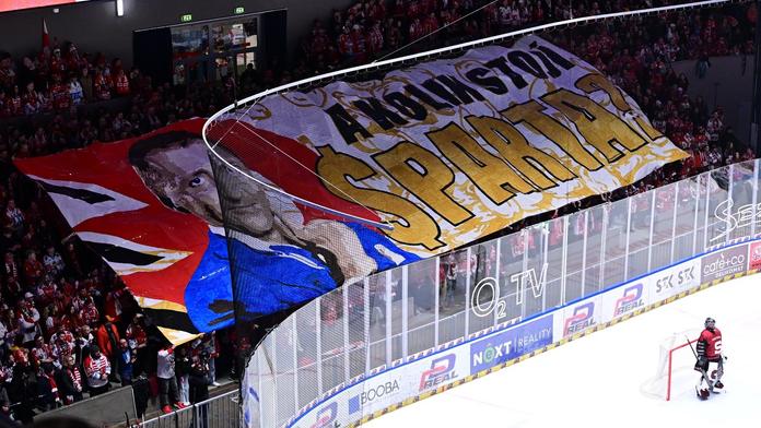 Fanoušci Pardubic choreem pošťouchli Spartu. Někteří ho absolutně nechápou