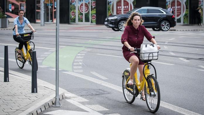 Cyklisté strašlivě riskují: Osm z deseti usmrcených nemělo přilbu!