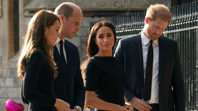 Harry a Meghan se do královské rodiny nevrátí. Expert řekl proč