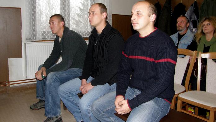 Vojáci UNESLI studenta, SVLÉKLI jej a ZMLÁTILI! Kauza se opět VRACÍ K SOUDU!