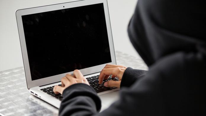 Další vlna podvodných e-mailů! Nic neplaťte, varuje policie