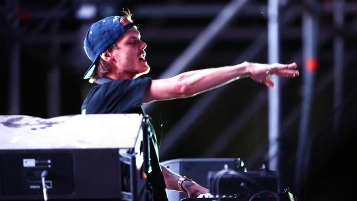 Smutné odhalení: Už to nemohl snášet dál, DJ Avicii si vzal život!