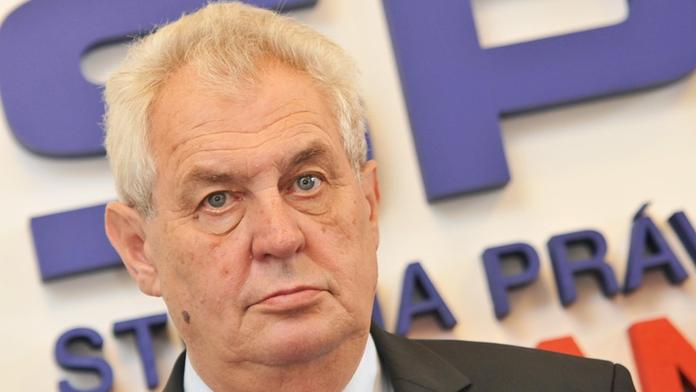 Kostlivec ve skříni: Zemanova ČSSD chtěla za podíl na moci 150 milionů!