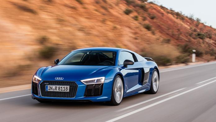 Audi R8 se už testuje s přeplňovaným šestiválcem...