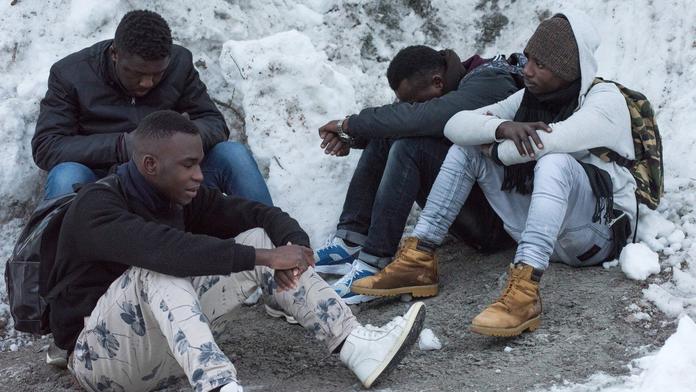 Roztátý sníh odkryje mrtvoly migrantů. Mohou je najít turisté