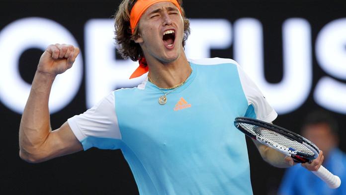 Až moc bouřlivá oslava: Zverev vyděsil podavače míčků