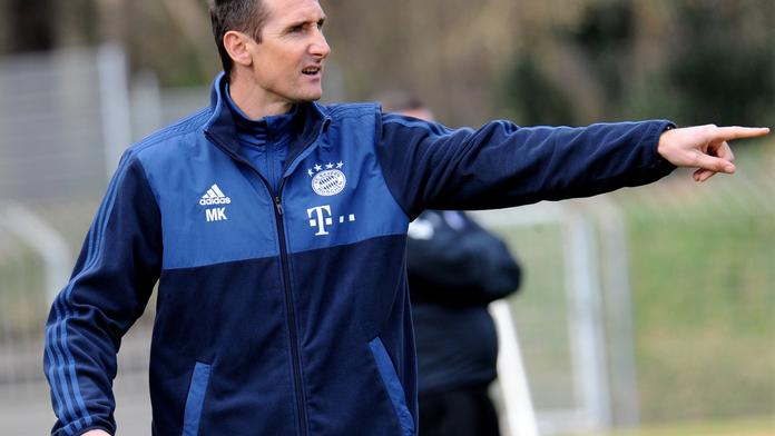 Kanonýr Klose se vrací do áčka Bayernu! Bude dělat asistenta trenéra