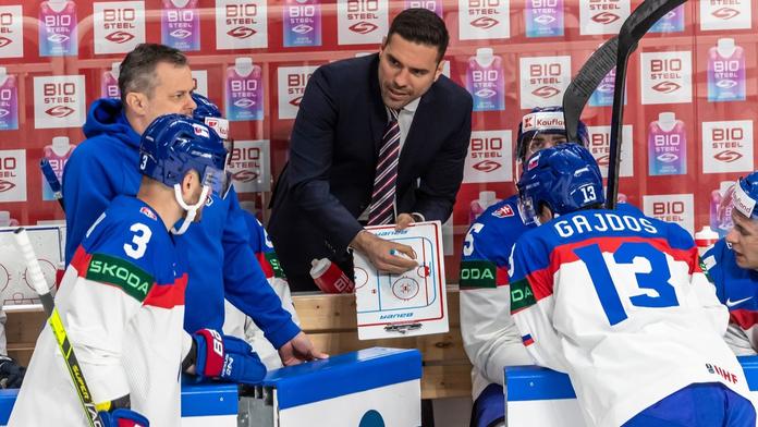 Že máme hráče z KHL? Já viděl 22 Slováků, kteří bojovali, zlobil se asistent