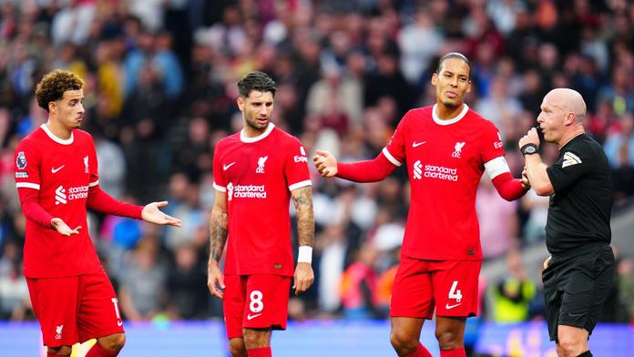 Liverpool nechce zářez nechat být. Vyžádal si nahrávku z kabiny VAR