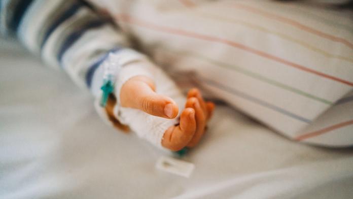 Vánoční horor Slovenky Ivety: Jejímu synovi (†2) odmítli poslat sanitku, zemřel