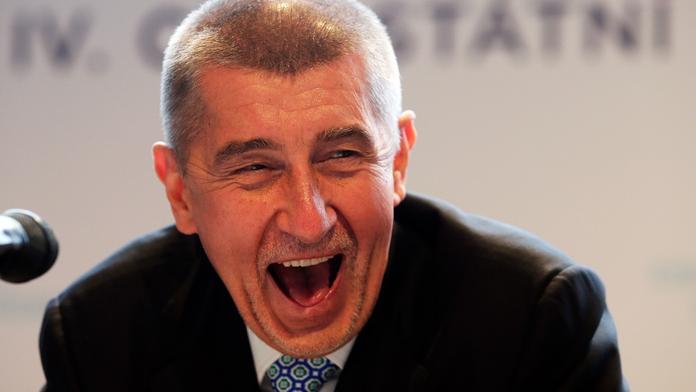 ANO zmírnilo morální kodex. Není to kvůli Babišovi, brání se strana