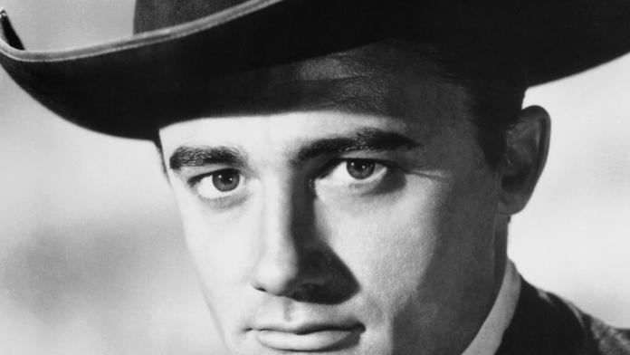 Smutná zpráva: Zemřel poslední ze Sedmi statečných Robert Vaughn