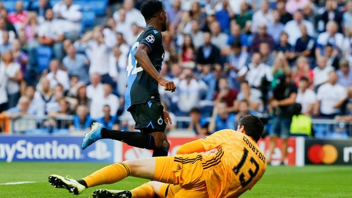 Trapas, střídáme, zavelel Zidane! Gólman Courtois šel ze hřiště v půli!