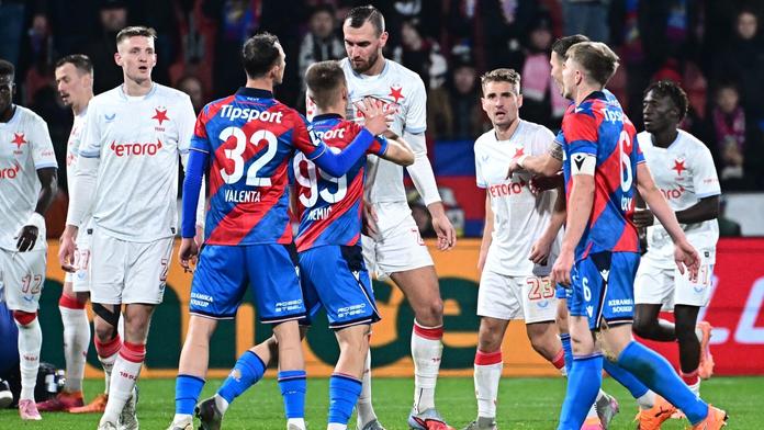 Osmigólový thriller v Plzni pro Slavii. Do čela jí pomohl i dvougólový Chorý